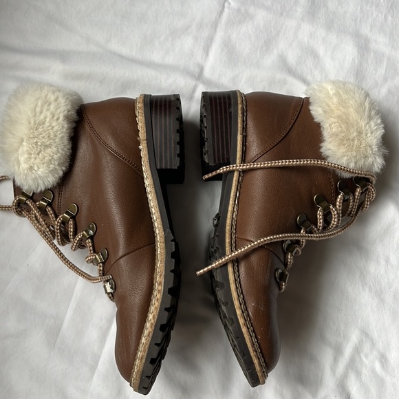 Lace Up Fur Trim Boots - Picture 2 of 5